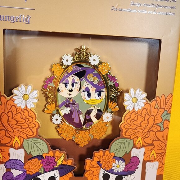 Loungefly Disney Minnie & Daisy Day Of The Dead Glow In The Dark LE Enamel Pin - Picture 3 of 9